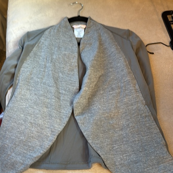IVIVVA by Lululemon Wrap Jacket Thumbholes Two Tone Gray Women's Gray Ja… - Picture 9 of 9